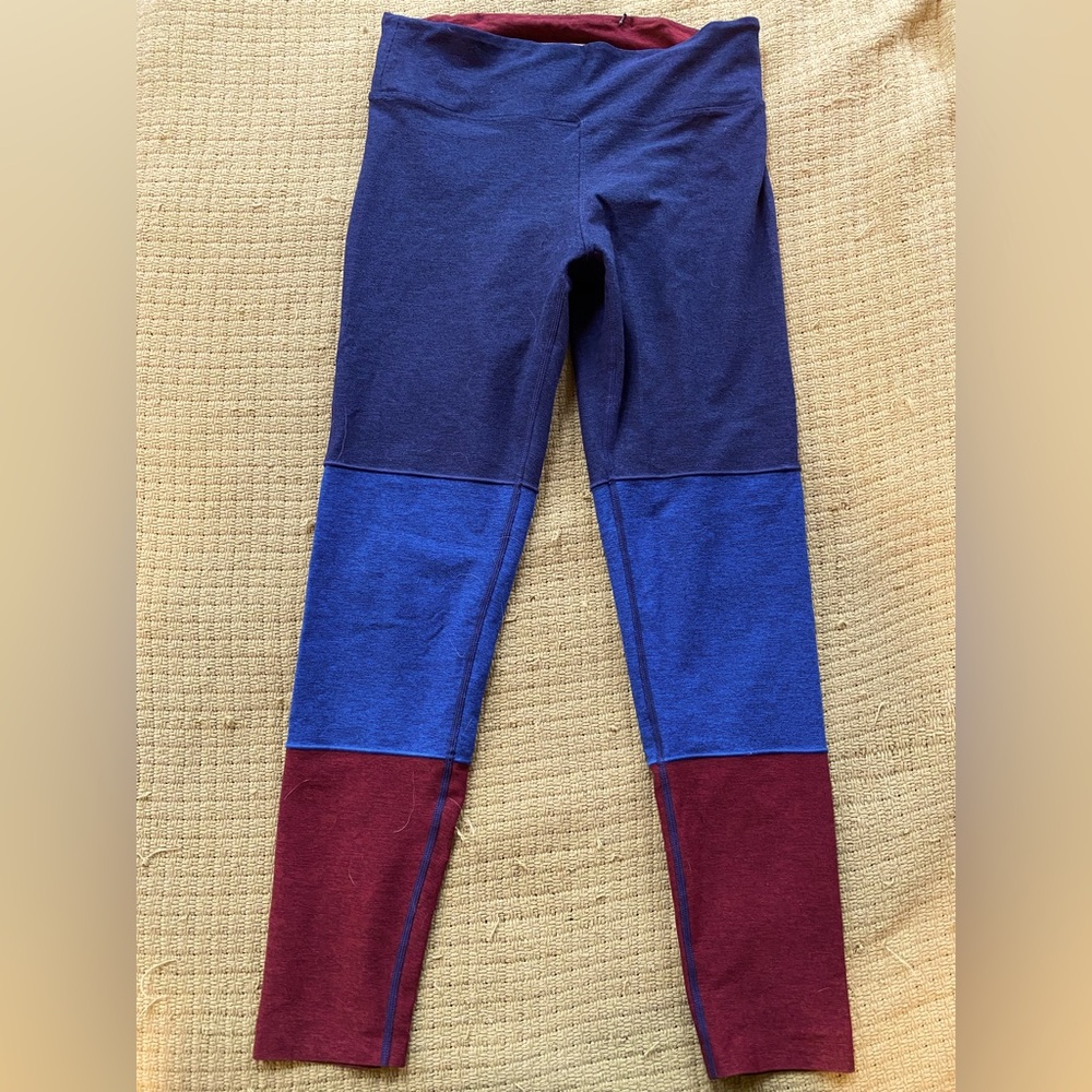 Outdoor Voices tricolor leggings